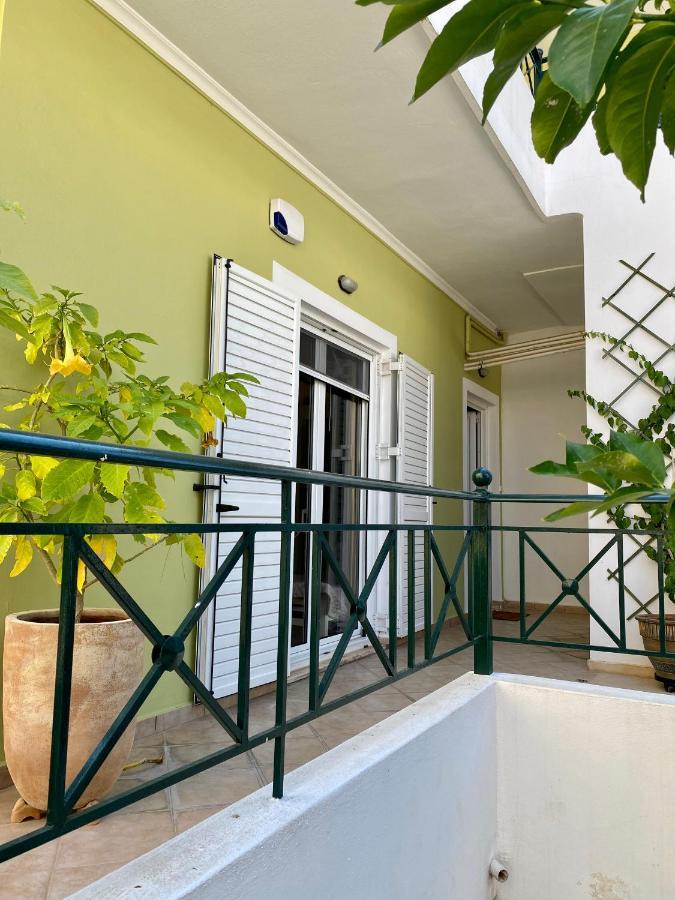 Dimitris Place Near Athens Airport Koropíon Exteriér fotografie